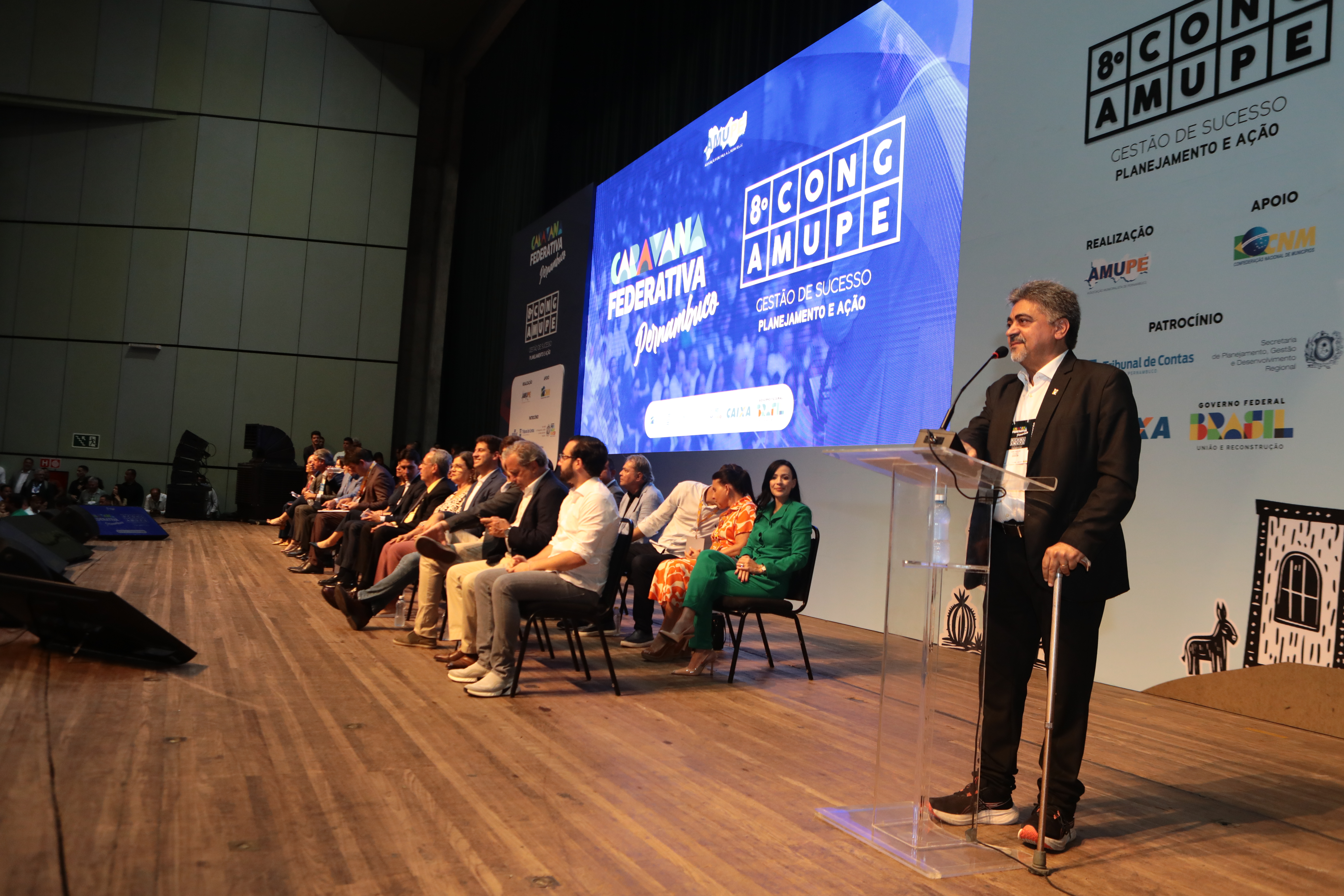 Secretário interino Ilário Marques discursa em abertura. Imagem: Ascom/Amupe